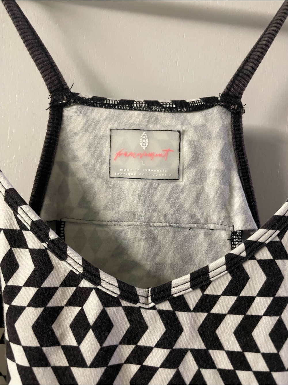 Free people hit shot onesie romper Geometric black white pattern large - Picture 3 of 4